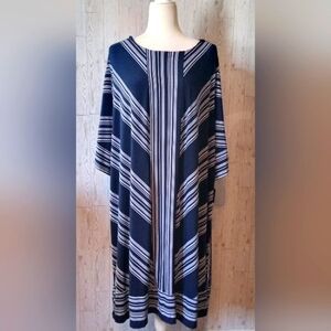 Sandra Darren Chevron Pattern Navy and White Kaftan Dress Women's Size 3X NWT